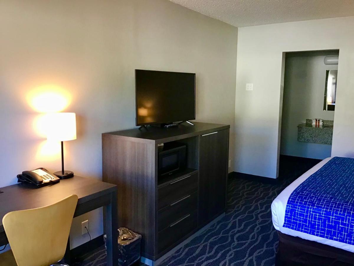 Travelodge Inn & Suites By Wyndham Missoula University Park Esterno foto
