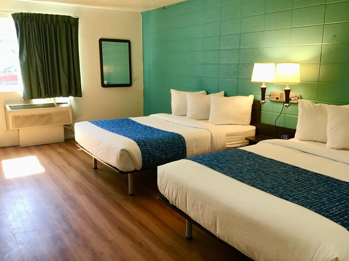 Travelodge Inn & Suites By Wyndham Missoula University Park Esterno foto