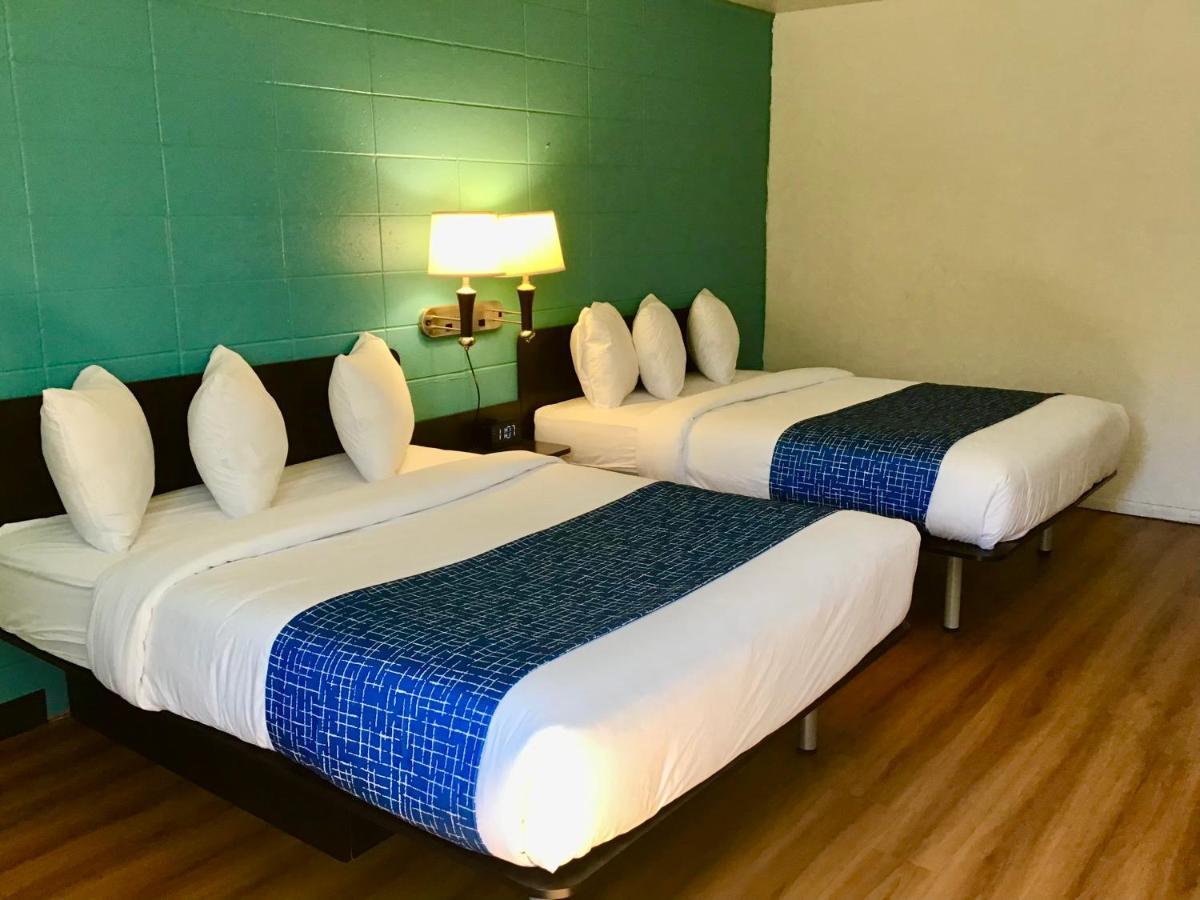 Travelodge Inn & Suites By Wyndham Missoula University Park Esterno foto