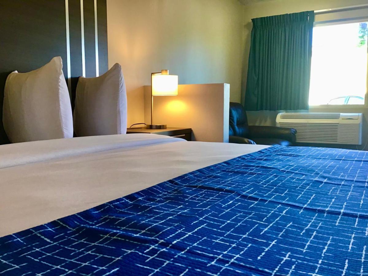 Travelodge Inn & Suites By Wyndham Missoula University Park Esterno foto